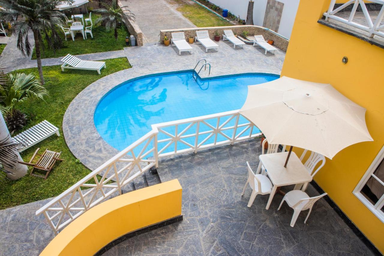 Las Palmeras De Huanchaco Exterior photo