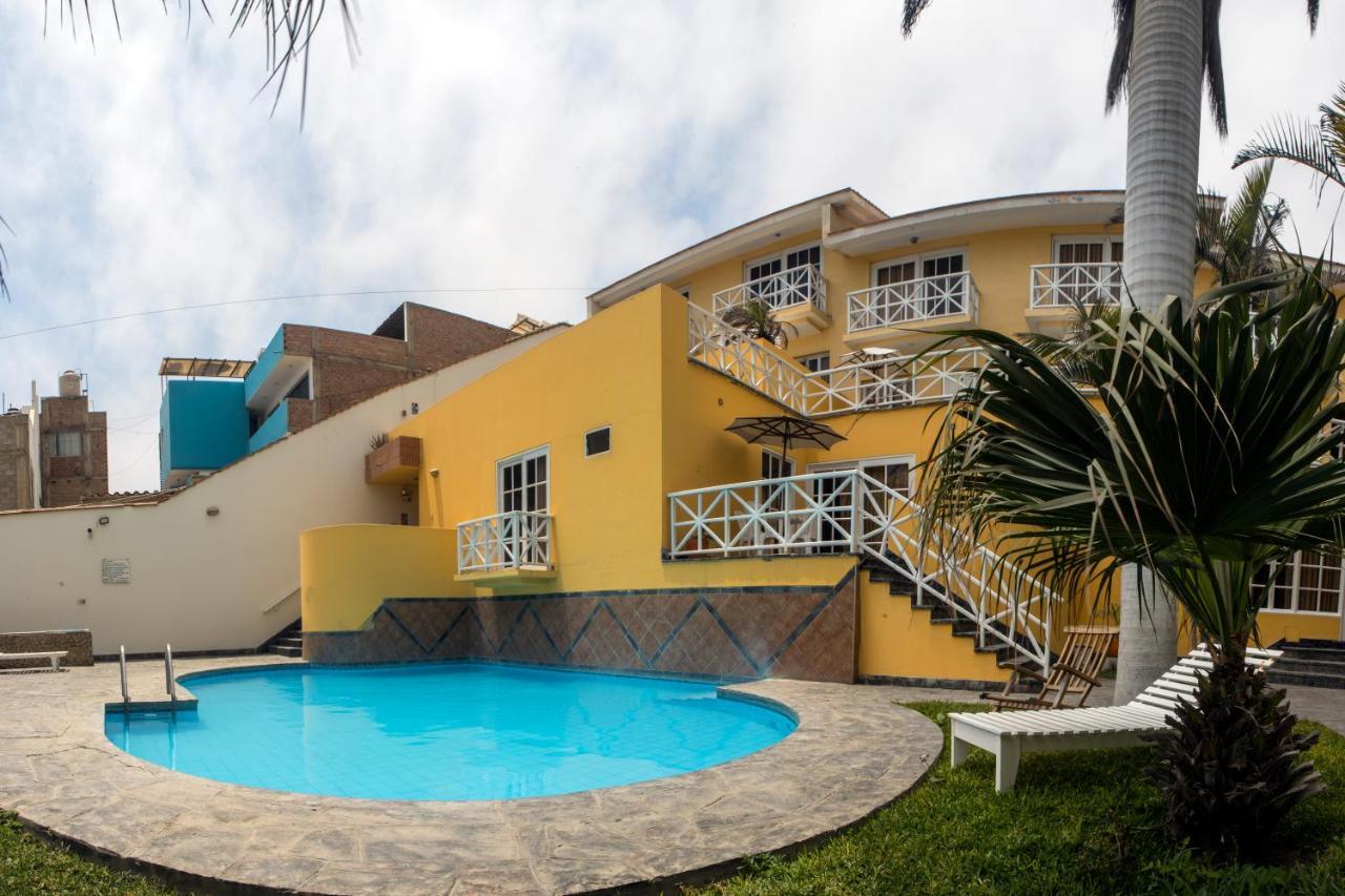 Las Palmeras De Huanchaco Exterior photo