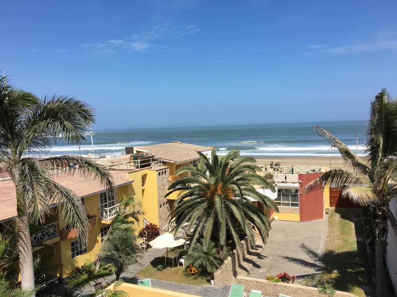 Las Palmeras De Huanchaco Exterior photo